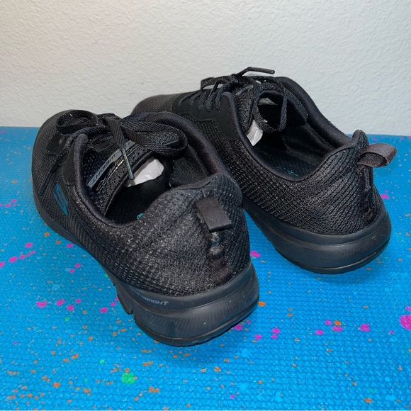 Women Size 8 Skechers triple Black Lite Weight Memory Foam Sneaker running Shoes - Picture 3 of 9
